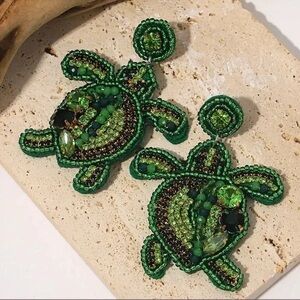 Betsey Johnson Green Turtle Ocean Beaded Crystal Drop Earrings